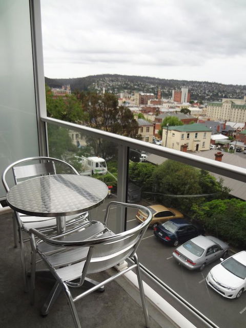 Adina Place Motel Apartments - Accommodation Burleigh 25