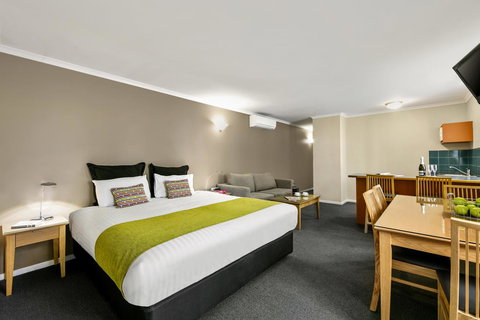 Hobart Waterfront Apartments - Accommodation Burleigh 2