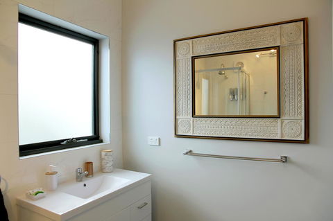 Kingston Beach-House Retreat - Accommodation Burleigh 16