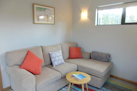 Kingston Beach-House Retreat - Accommodation Burleigh 11