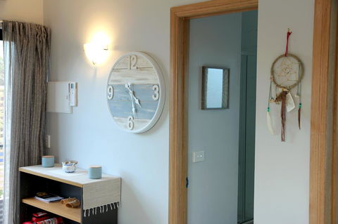 Kingston Beach-House Retreat - Accommodation Burleigh 13