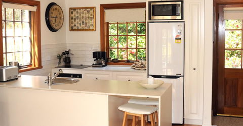 Forth River Cottage - Accommodation Burleigh 15