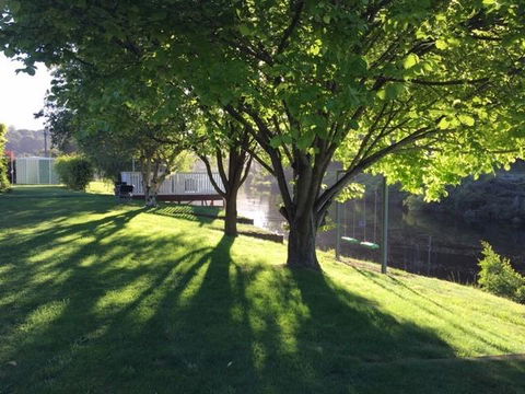 Forth River Cottage - Accommodation Burleigh 5