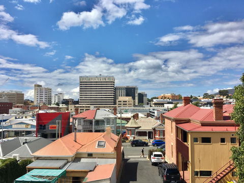 Hobart Inner City Apartment - Accommodation Burleigh 13