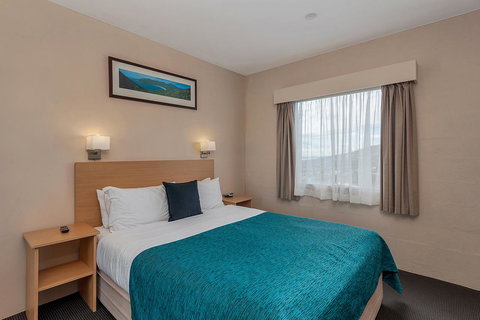 Bay View Villas - Accommodation Burleigh 33