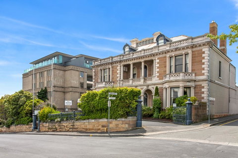 Lenna Of Hobart - Accommodation Burleigh 7