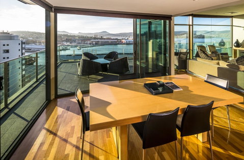 Lenna Of Hobart - Accommodation Burleigh 33