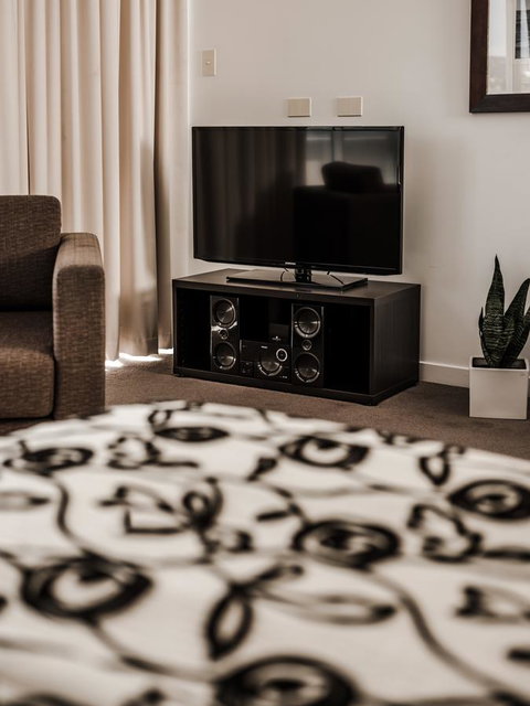 Salamanca Suites - Accommodation Burleigh 13