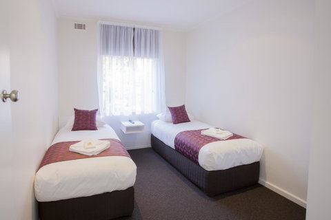 Motel 429 - Accommodation Burleigh 44