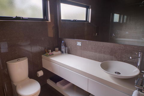 Amare Beachside Luxury - Accommodation Burleigh 14