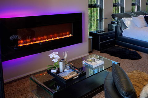 Amare Beachside Luxury - Accommodation Burleigh 0