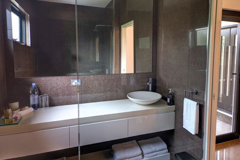 Amare Beachside Luxury - Accommodation Burleigh 15