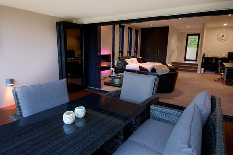 Amare Beachside Luxury - Accommodation Burleigh 20