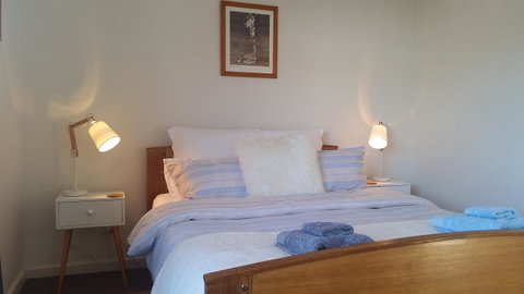 Driftwood-Cottage - Accommodation Burleigh 12