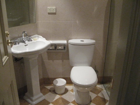 Grande Vue Hotel - Accommodation Burleigh 6