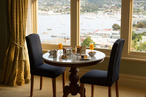 Grande Vue Hotel - Accommodation Burleigh 11