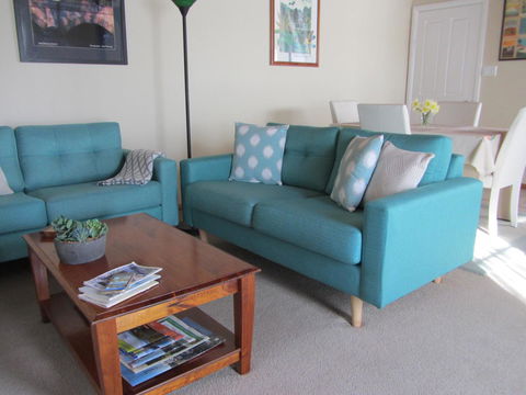 Elm Trees Accommodation @ Ross - Accommodation Burleigh 12