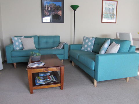Elm Trees Accommodation @ Ross - Accommodation Burleigh 11