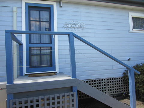 Elm Trees Accommodation @ Ross - Accommodation Burleigh 4