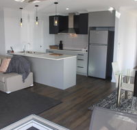 Hilltop Ocean Views  - Accommodation Burleigh