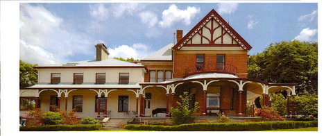 Old Bishop\'s Quarters Heritage, Modern & Unique Accommodation - Accommodation Burleigh 11