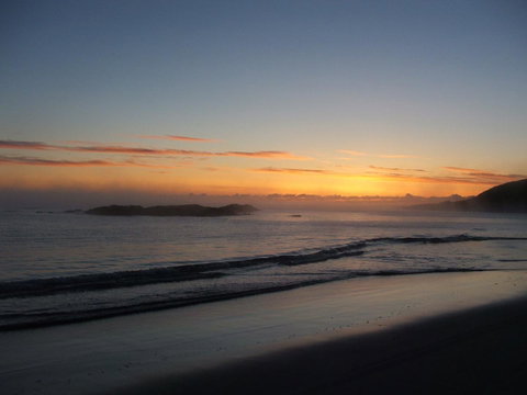 Seymour Waves - Accommodation Burleigh 21