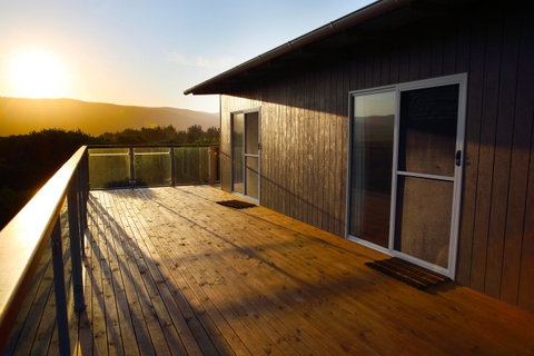 Seymour Waves - Accommodation Burleigh 25