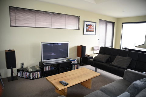 Studioat10 - Accommodation Burleigh 3