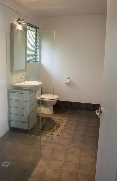 Studioat10 - Accommodation Burleigh 10