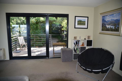 Studioat10 - Accommodation Burleigh 4