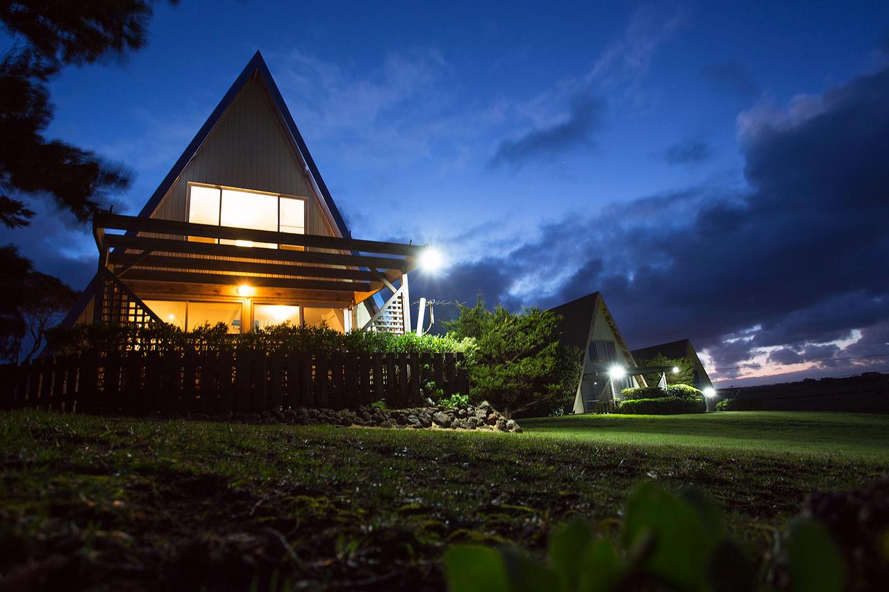 Grassy TAS Accommodation Burleigh