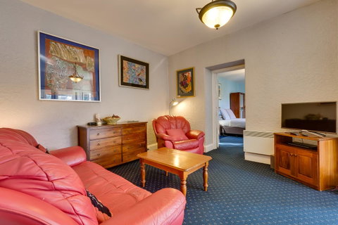 Maison Del Mar - Accommodation Burleigh 13