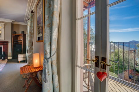 Maison Del Mar - Accommodation Burleigh 17