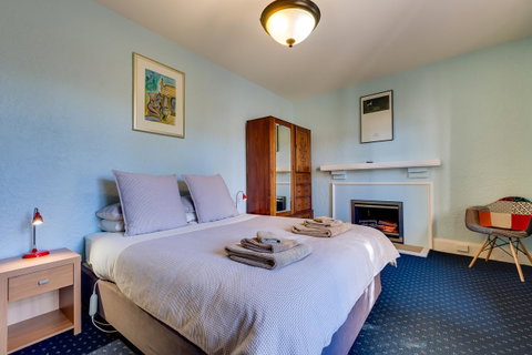 Maison Del Mar - Accommodation Burleigh 3