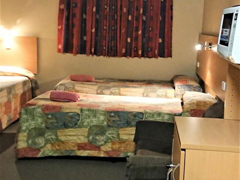 New Olympic Motel - Accommodation Burleigh 3