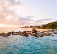 New Spacious Beachside townhouse - Accommodation Burleigh