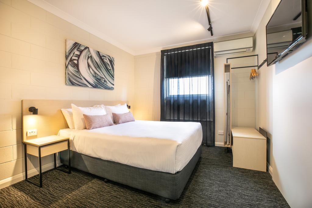 Albert Park SA Accommodation Burleigh