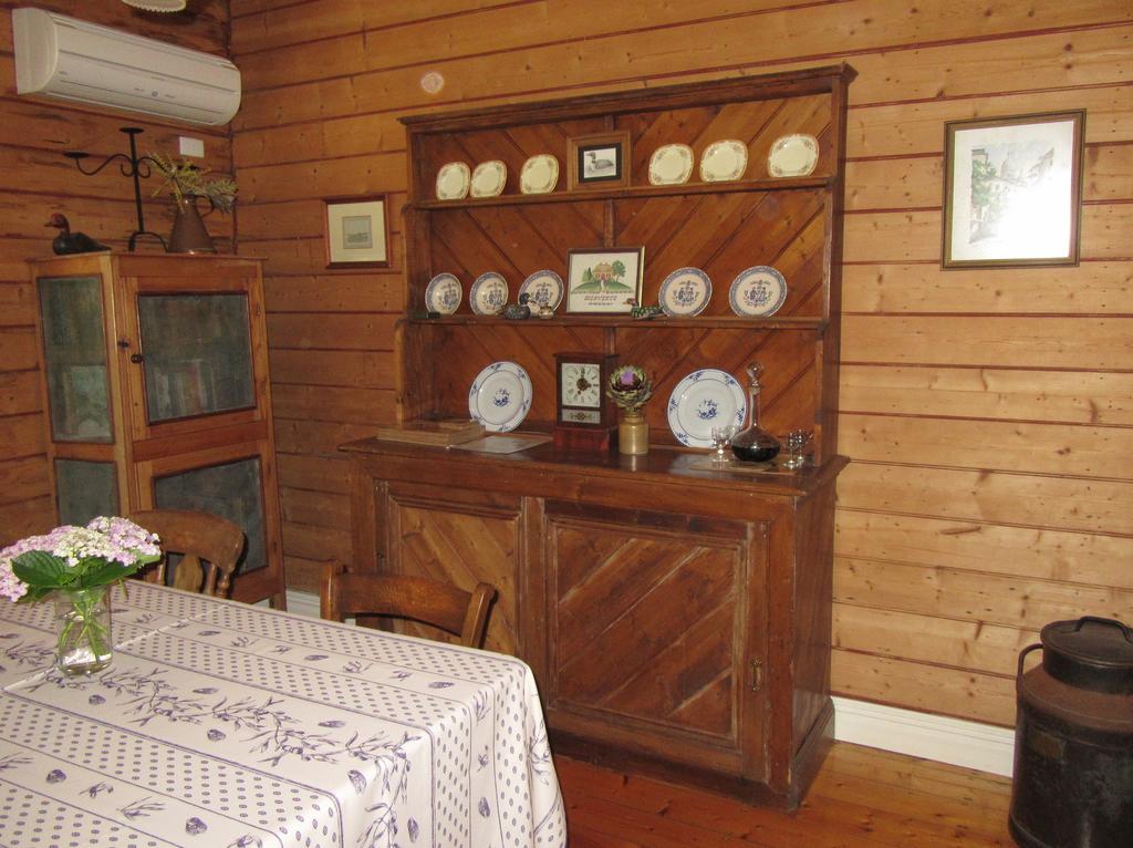Orford ACT Accommodation Burleigh
