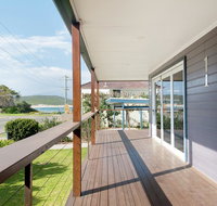 No. 1 Fingal Bay Beach House - The Little Abode - Accommodation Burleigh