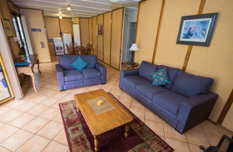 Nornalup Riverside Chalet - Accommodation Burleigh 2
