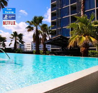 North Melbourne getaway - close to CBD