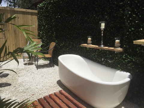 Northlakes Studio - Accommodation Burleigh 3