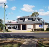 Oakey Motor Inn - Accommodation Burleigh