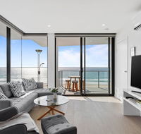 Ocean Views Apartment with Rooftop Pool - Accommodation Burleigh