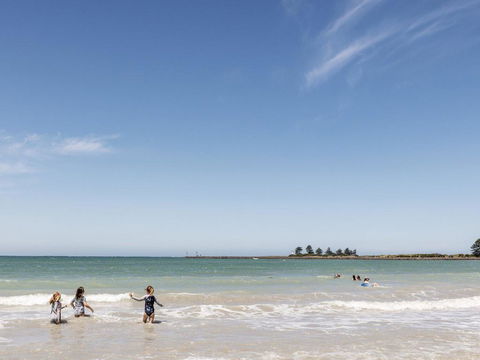 Oceanview - Accommodation Burleigh 1