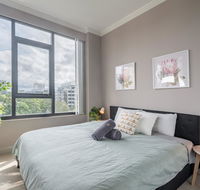 Olympic Park near Qudos Bank Arena King Bed 1BR 1Bath Sleeps 6 Air-cond parking - Accommodation Burleigh
