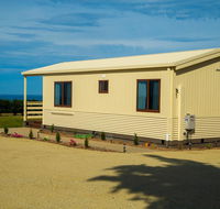 OMARU FARM STAY - Accommodation Burleigh