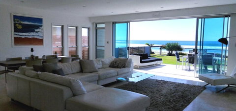 On The Beach - Accommodation Burleigh 0
