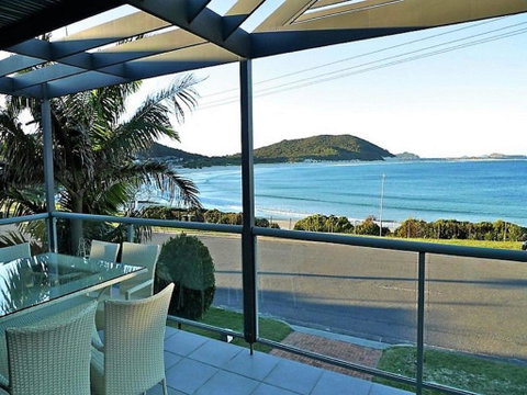 On The Beach @ Fingal Bay - Accommodation Burleigh 0