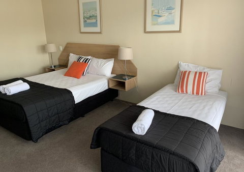 Outrigger Burleigh - Accommodation Burleigh 2